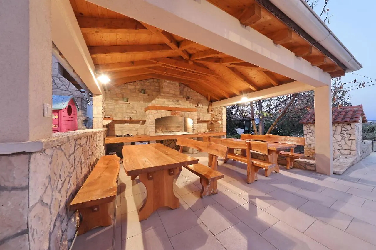 Apartments Bobo Kraj  Croatia