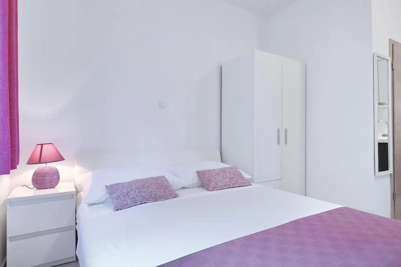 Apartments Bobo Kraj
