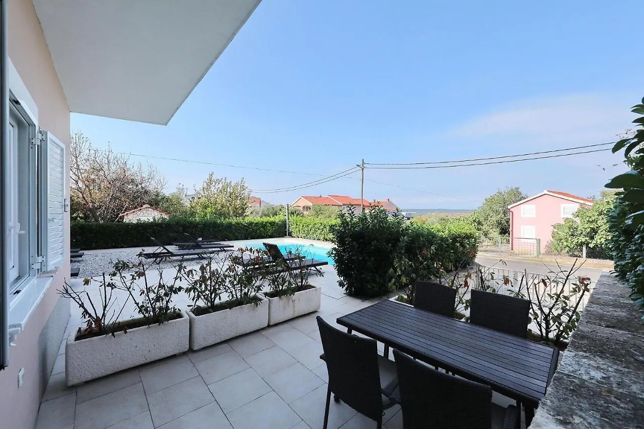 Apartments Bobo Kraj  0*, Kraj (Zadar) Croatia
